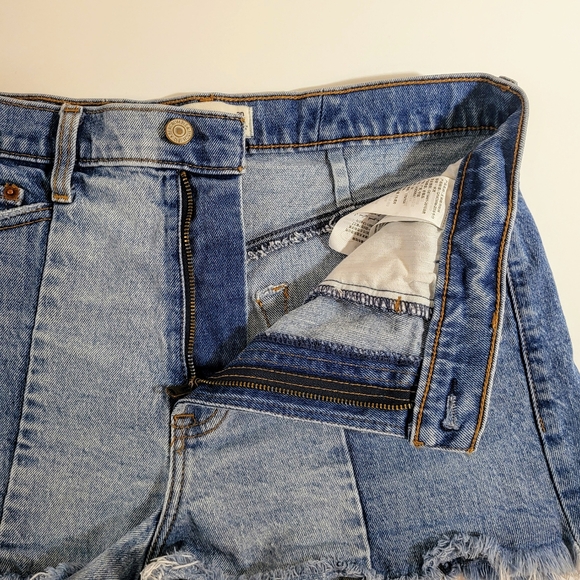 Abercrombie & Fitch High Rise Mom Short Size 30/10 - Picture 3 of 9